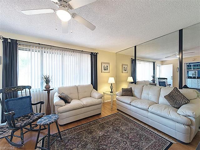 1st image of 536 Broad Ave S #536