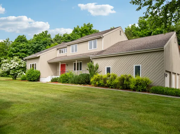 63 Rivergate Lane, Berlin, CT 06023