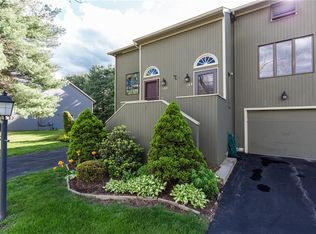 18 Tamarac Dr #B, Smithfield, RI 02828