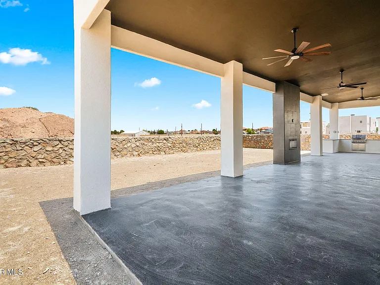 11337 Ardelle Ave — Photo 59
