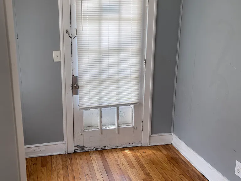 2 Milton St #1F — Photo 5