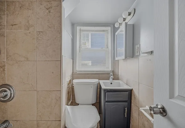 143 20th Ave #1 — Photo 6