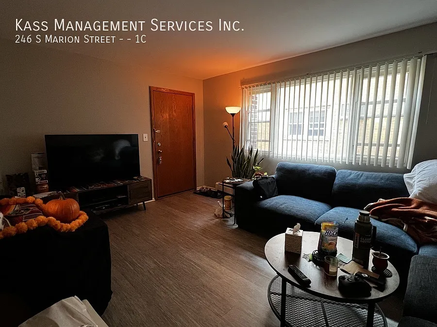 Building Photo - 246 S Marion St #1C
