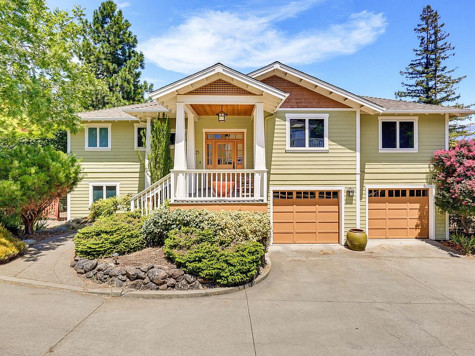 1st image of 425 Merrill Cir