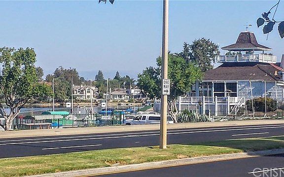 5th image of 3606 Summershore Ln