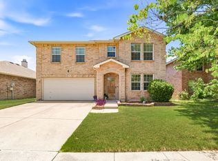 1828 Kittredge Way, Justin, TX 76247