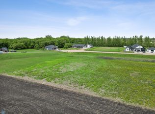 115 Holland Ct, Harwood, ND 58042