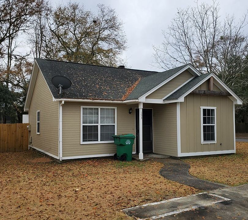 1st image of 153 Blue Pool Dr
