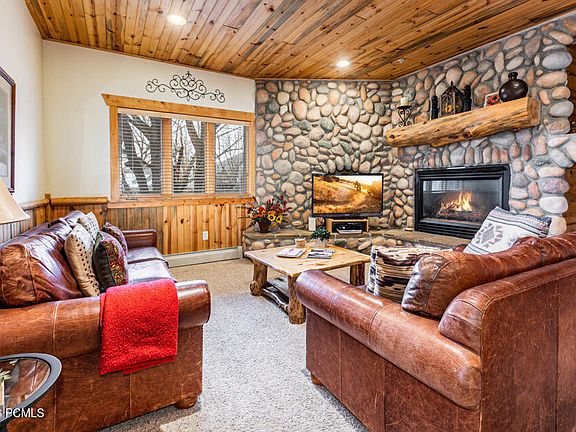 3rd image of 3984 N Timber Wolf Ln #8C