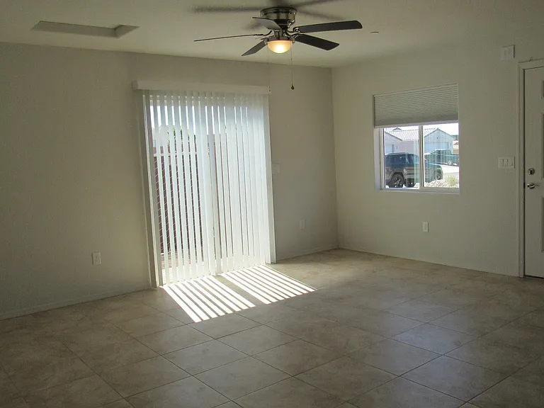 2495 Palisades Dr #B-102 — Photo 5