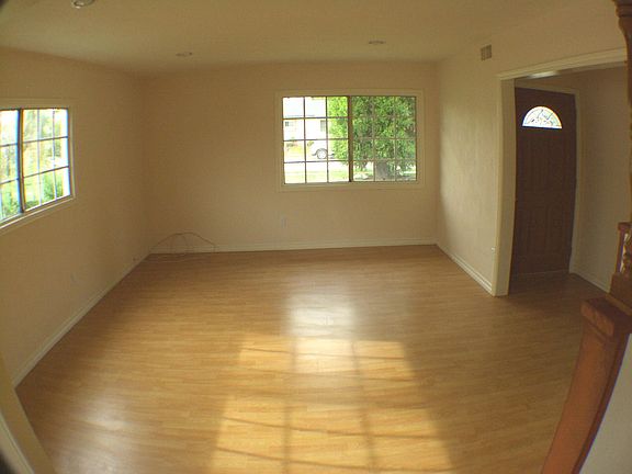 2nd image of 6614 Moorcroft Ave