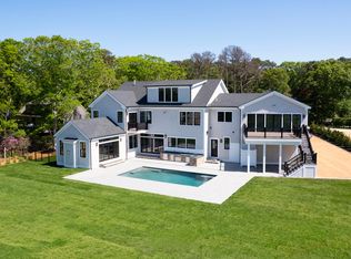 41 Hagerty Dr, Vineyard Haven, MA 02568