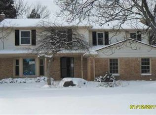 6857 Galloway Bay Dr, Troy, MI 48098