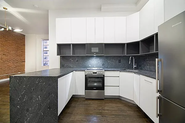 Rented by REAL New York | media 4