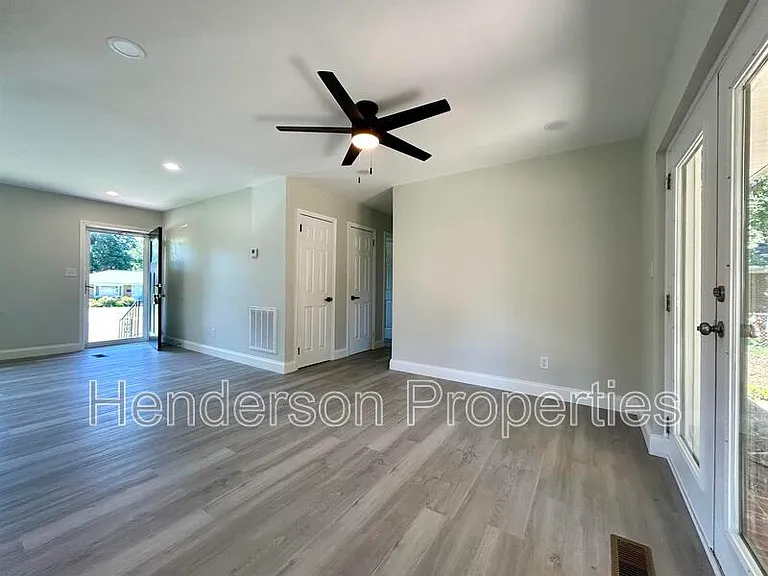 5405 Myrica Ln — Photo 7