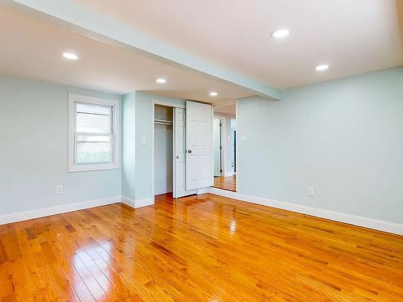 5th image of 132 Shaw Ave Floor 1
