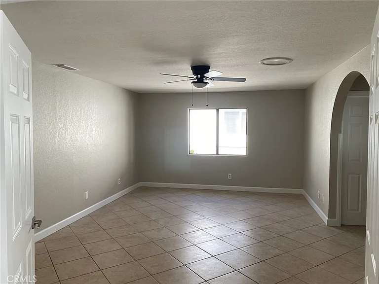 24150 Cruise Circle Dr — Photo 11