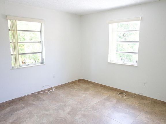 lot of natural lights room 1