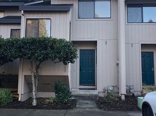 1889 Windmill Cir, Santa Rosa, CA 95403