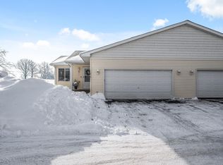 816 Ivy Ridge Ln, Buffalo, MN 55313