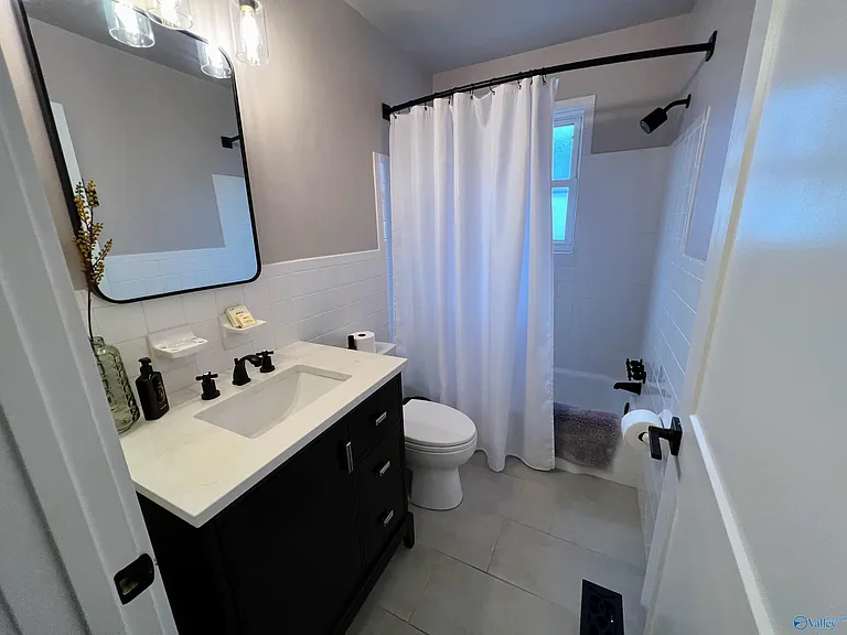 1612 Wellman Ave NE — Photo 15