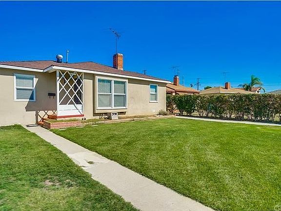 3rd image of 24718 Bombay Ave