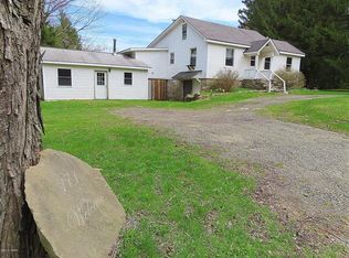 171 Roemerville Rd, Greentown, PA 18426