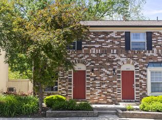 2601 Scioto View Ln #M, Columbus, OH 43221