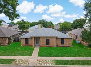5226 Turtle Cove Rd, Garland, TX 75044