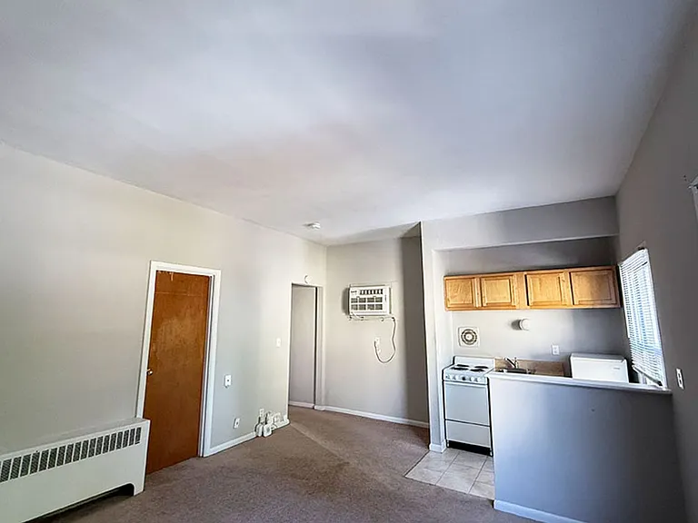 3419 Telford St — Photo 1
