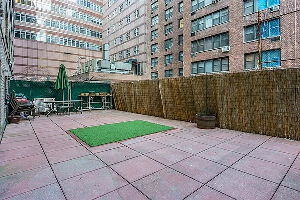 Rented by LG Fairmont Group | media 24