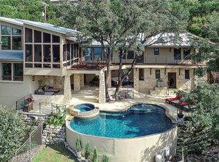 6102 Lakeshore Dr, Lago Vista, TX 78645