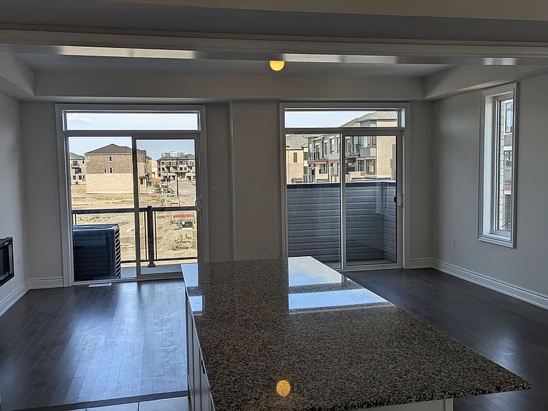 Tennant Cir — Photo 8