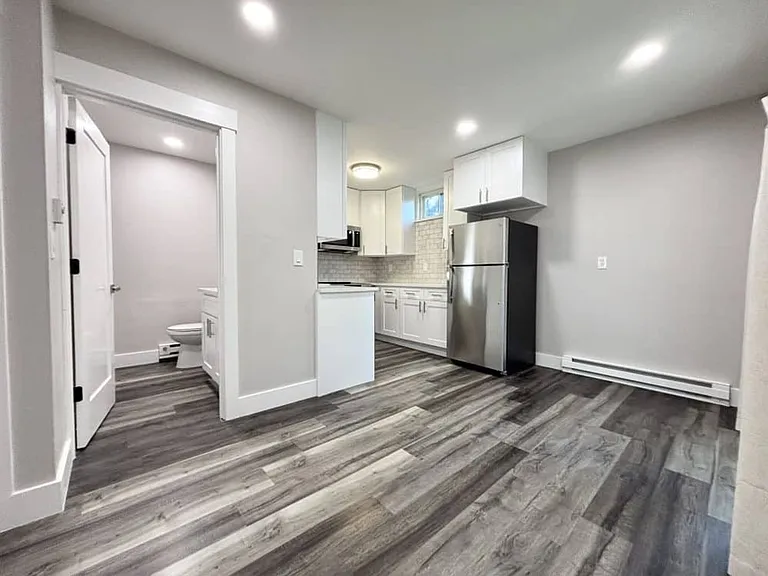 3485 Hayden Pl #3 — Photo 2