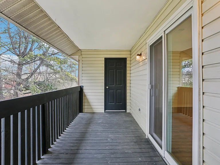 2429 Kennedy Ct — Photo 26