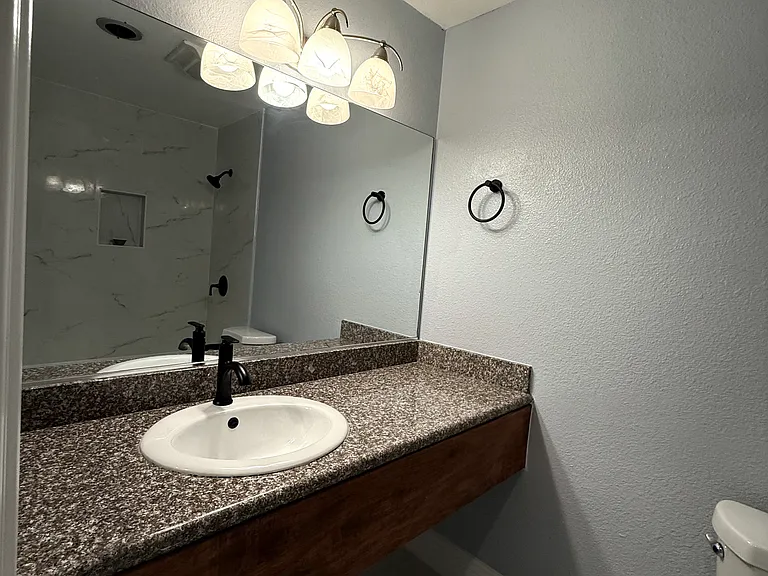 8581 Villa La Jolla Dr #A — Photo 23