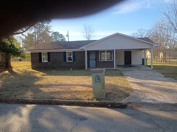 2922 Beasley Dr, Tupelo, MS 38801