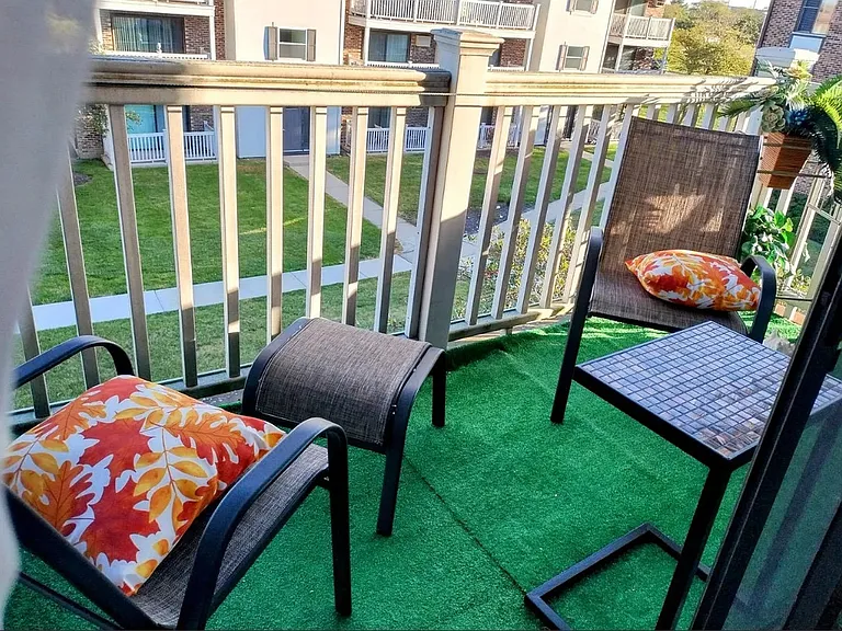 239 Gregory St #13 — Photo 9