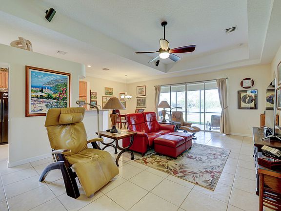 3rd image of 1801 NW Old Oak Terrace