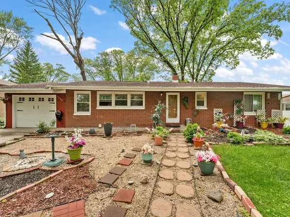 5340 Mary Ann Ln, Merrillville, IN 46410