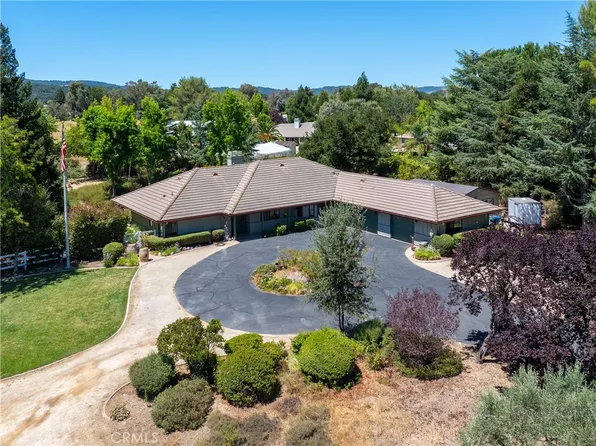 1380 Shane Ln, Templeton, CA 93465