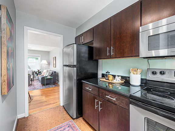 2nd image of 506 N Greensboro St APT 13