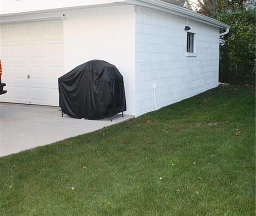 4th image of 164 Jackson Ave