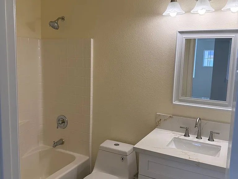 9737 Valmeyer Ave — Photo 19
