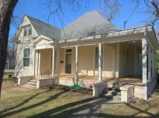 931 N 12th St, Waco, TX 76707