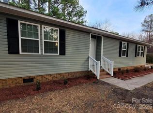 118 Malloy St, Red Springs, NC 28377
