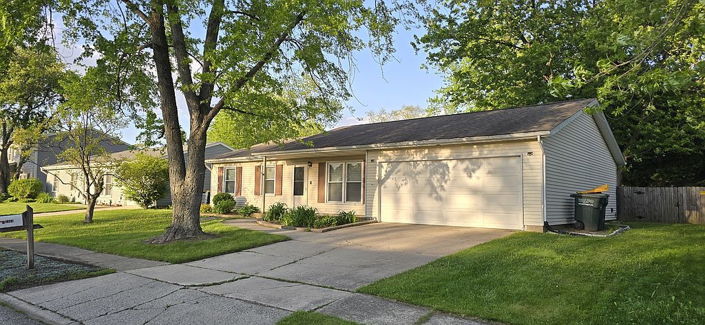2304 Shaker Dr - Property Image