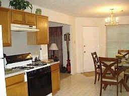 4th image of 16607 Sussex Dr