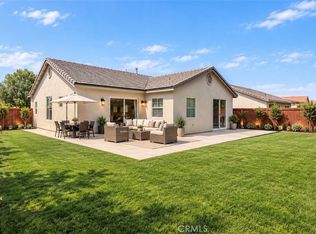 877 Peaceful Ln, San Jacinto, CA 92582