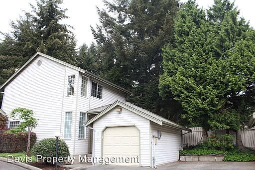 1st image of 9912 NE 134th Ct